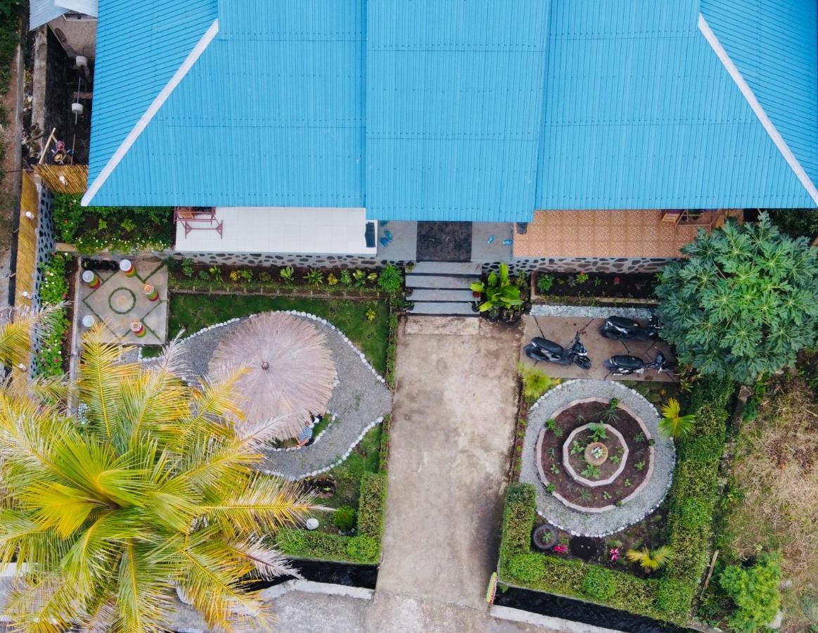 Mahoni Guest House เคลิมูตู ภายนอก รูปภาพ
